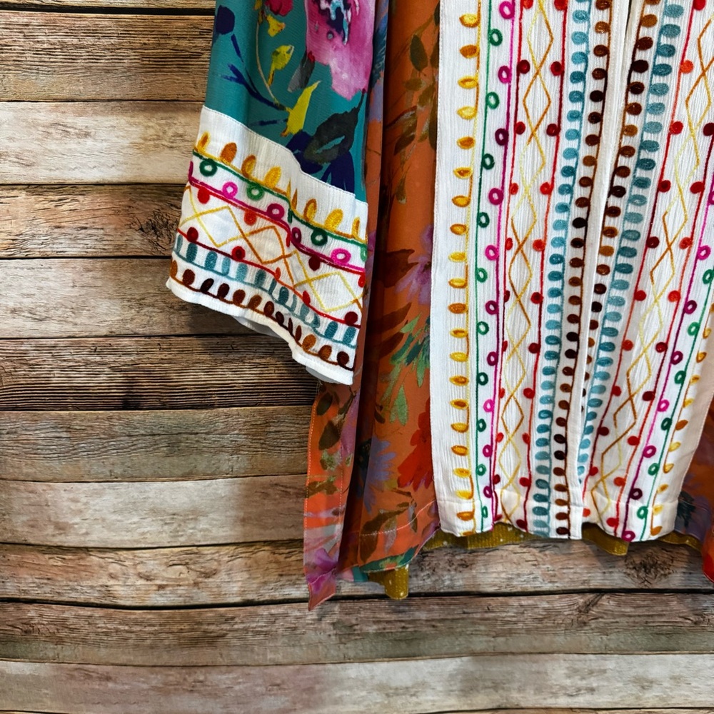 John Mark Multicolor Floral Embroidered V-Neck Top - Picture 2 of 12
